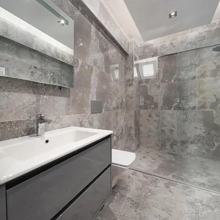 Sleeps 5 With Pool Air Con And Wifi * Ölüdeniz
